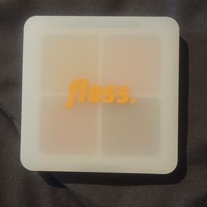 Floss Beauty Eyeshadow Squad in Just Peachy